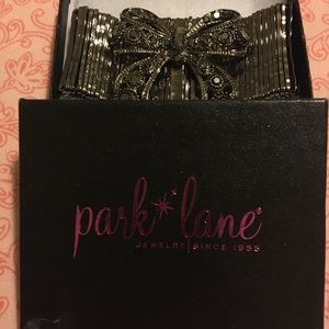 Park Lane Hematite & dark crystals bracelet